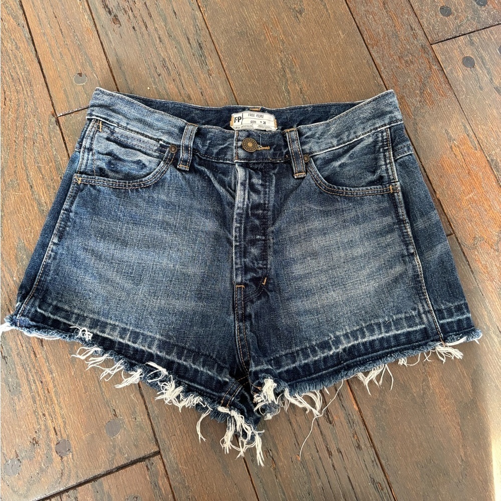 Free People Jean Shorts Classic Size 26